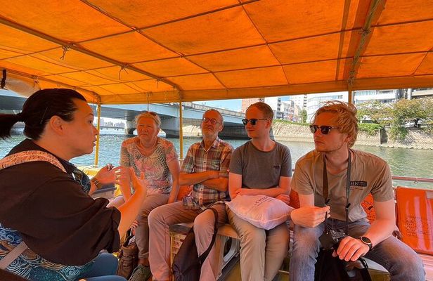 Private Half-day Hiroshima Peace Tour and River Cruise