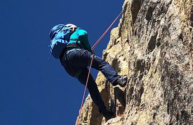 2 Hours of Rappelling in Tucson with Snacks