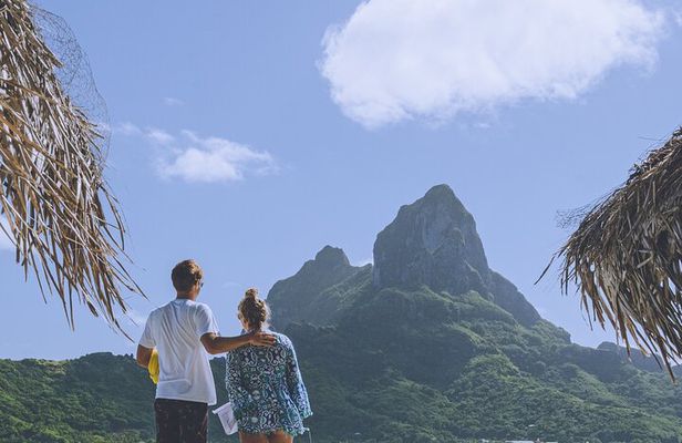 Private Full Day Lagoon Safari and Lunch on a Motu in Bora Bora