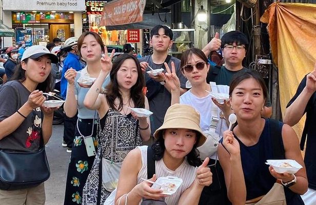 Ho Chi Minh Walking Street Food Tour (Safe & Fun)