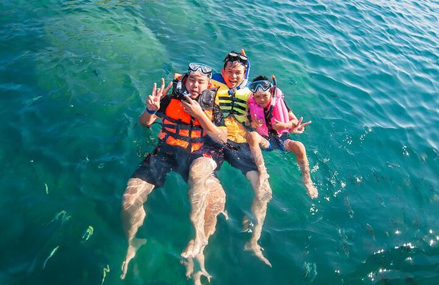 2 hours Private Snorkeling tour in Unawatuna