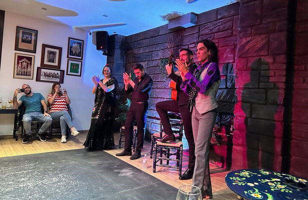 Live Flamenco Show with Drink