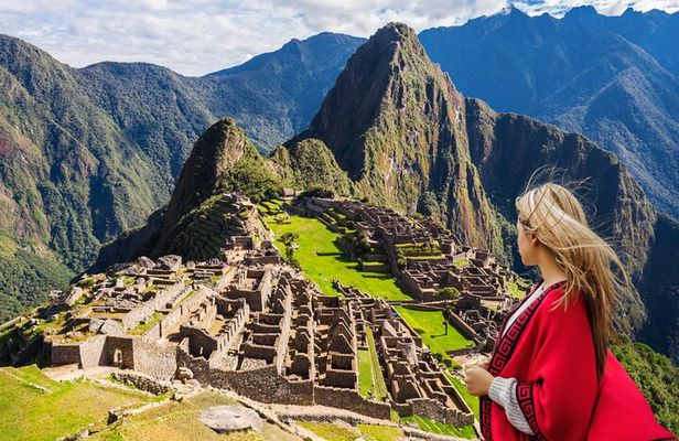 Wonders of Peru in 8 days Lima, Ica and Machu Picchu with flights