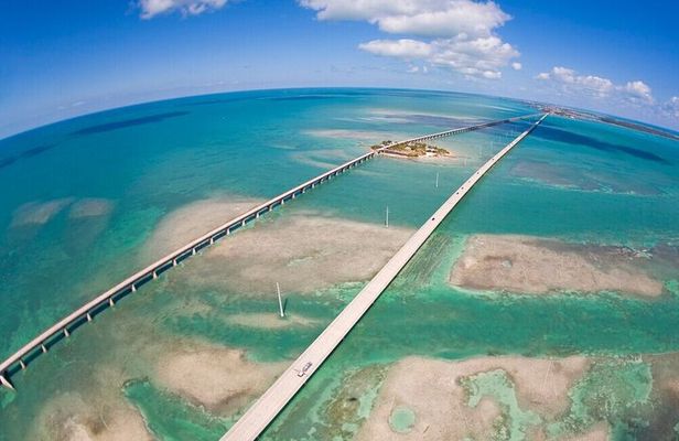 Small Group Max 14:Key West Roundtrip Day Tour from Miami Florida