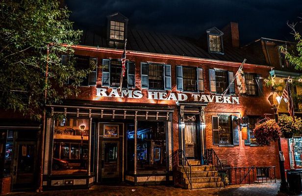 Haunted Annapolis: Ghosts of the Harbor & Old Town Tour