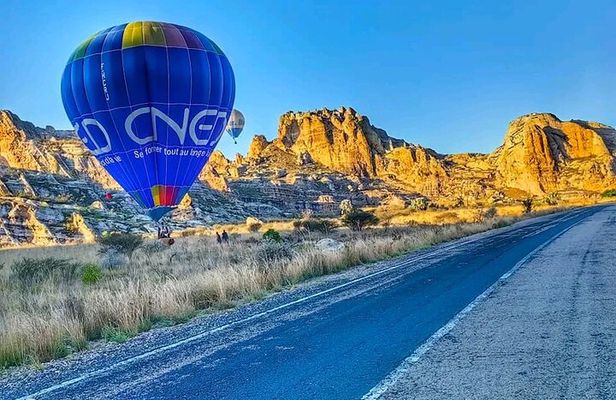 8 Day -RN7 Road trip tour to South Mangily Ifaty