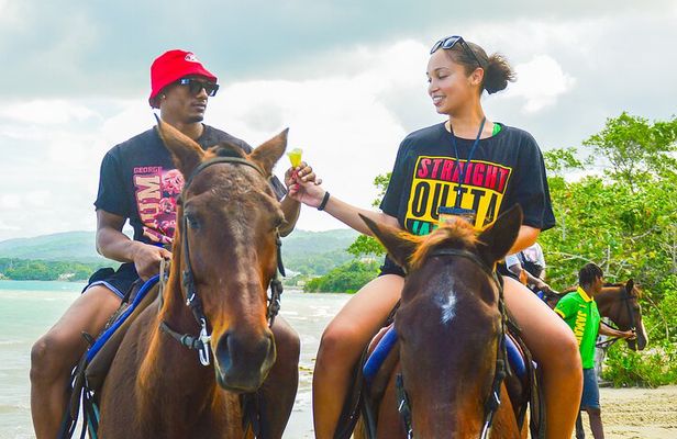 Horseback Riding/Swimming and Dunn's River from Ocho Rios