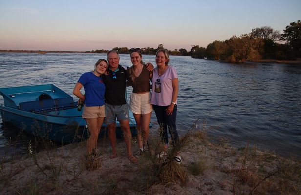 2 Hour Sundowners Jet Boat Safari in Victoria Falls