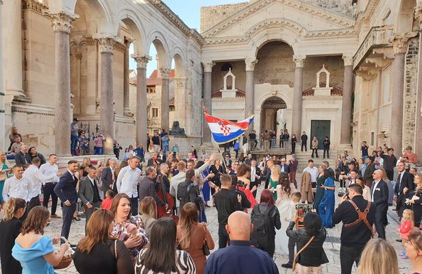 Walking Tour of Split and Diocletian's Palace 