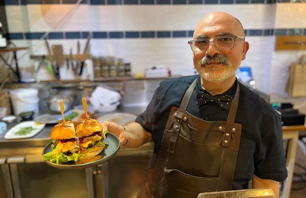 Sydney: Surry Hills Food Tour with 8 Authentic Local Tastings