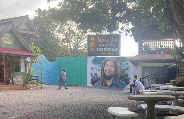 Full Day Tour to Bob Marley's Birthplace and Dunn’s River Falls 
