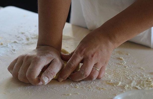 Gluten free pasta and dessert class 6 guests max