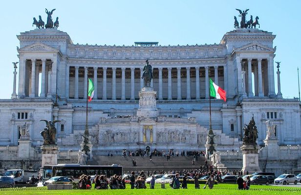 Rome: Walking Tour through the Marvel of the city