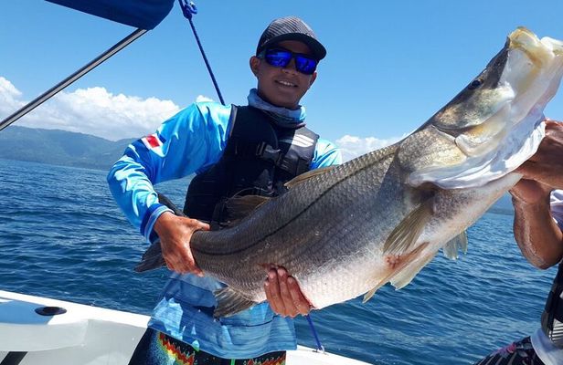 Family Package Private Fishing and Snorkeling
