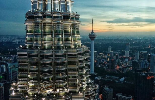 Kuala Lumpur Full Day Private Tour with 24 spots Of Wonders