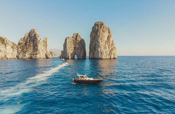 From Sorrento: Capri Small Group Boat Day Tour with Max 8 People 