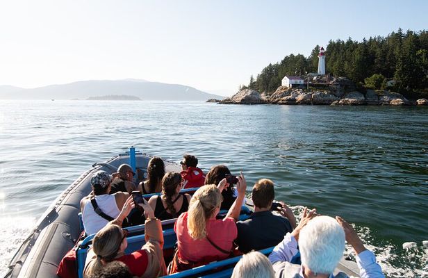 Unesco Biosphere and Bowen Island Tour with Island Visit