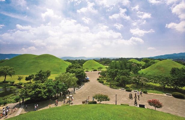 Gyeongju Best Customized Private Tour with Tourguide