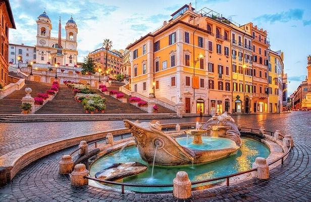 Explore Rome's Heart: A Captivating Walking Tour