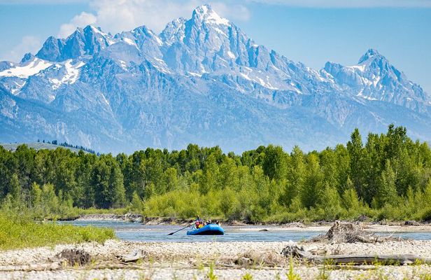 Tetons and Snake River Scenic Float Trip In Jackson Hole