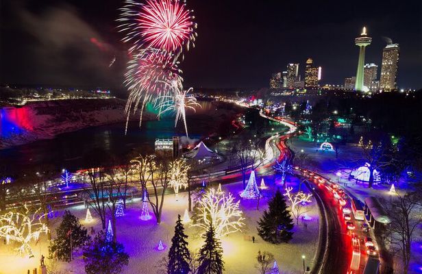 From Toronto:Winter Festival of Lights Niagara Falls Evening Tour