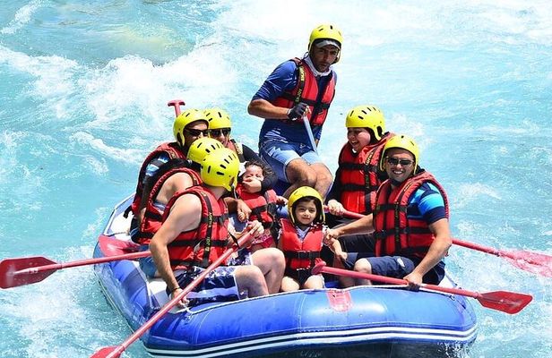 Family Rafting Experience in Koprulu Kanyon Antalya