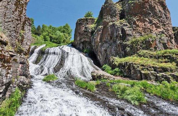 Group Tour: Lake Sevan, Hayravank, Noratus, Jermuk, winery