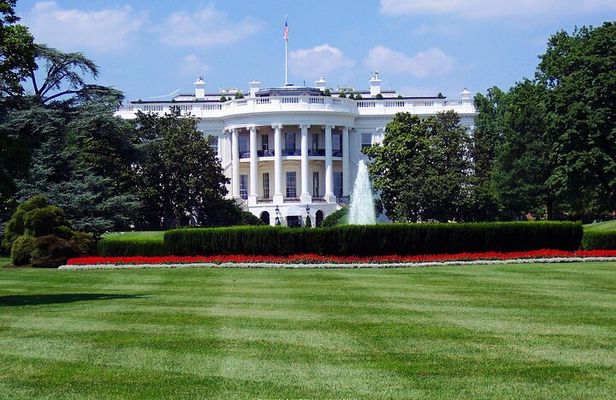 Secrets & Scandals: Washington DC Private Half-Day Walking Tour
