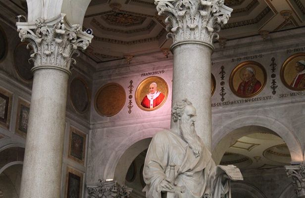 Subterranean Rome: Catacombs and Appian Way Discovery Tour