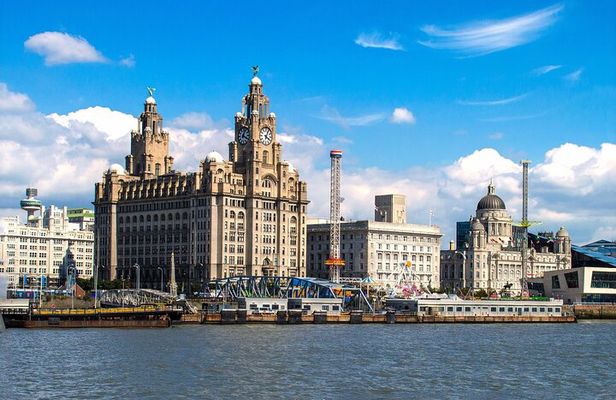 Welcome to Liverpool: Private Half-Day Highlights Walking Tour