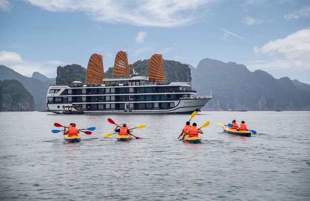 Hanoi, Ninh Binh and Ha Long 6 Day 5 Night Overnight Cruise Tour