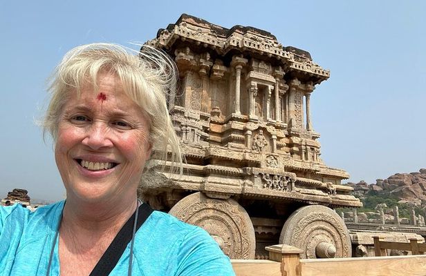 Mumbai & UNESCO WHS of Hampi & Badami