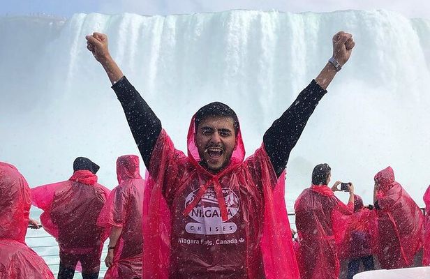 Niagara Falls Canada Tour, Boat, Skylon Tower & Maple Tasting