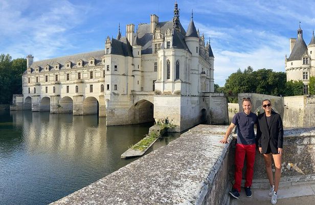 Loire Valley Tour Chambord and Chenonceau from Tours or Amboise