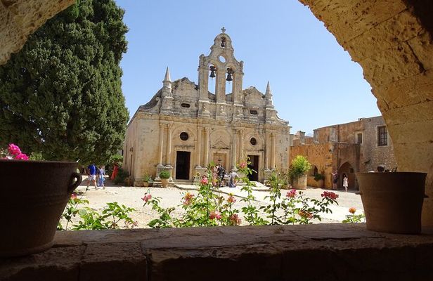 Private Tour to Arkadi Monastery and Rethymno from Heraklion