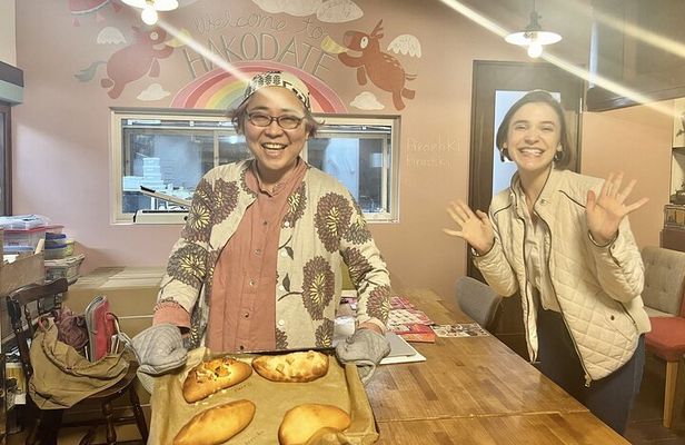 Make Piroshki in Hakodate and Visit Hidden Spots While Baking