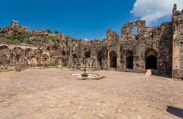 Mesmerising Hyderabad Heritage Cultural Tour with Ethnic lunch