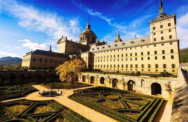 Private VIP visit El Escorial Palace, Monastery, Villa & Garden