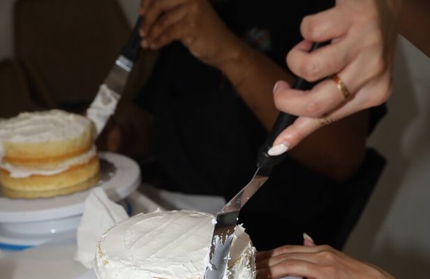 Cake Decorating in Houston