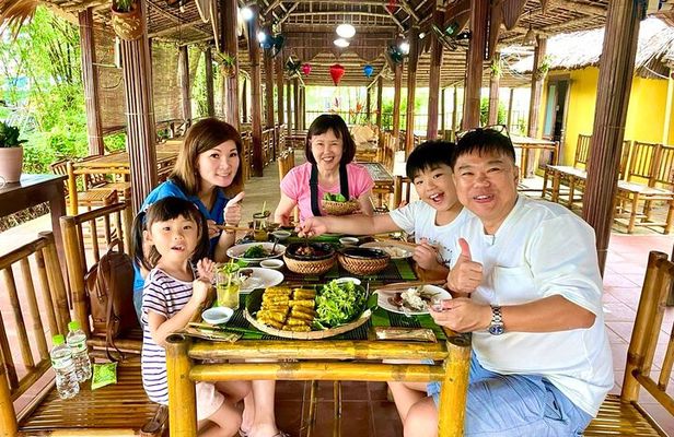 Da Nang Local Food Tour by Motorbike + Sightseeing SAFE & FUN