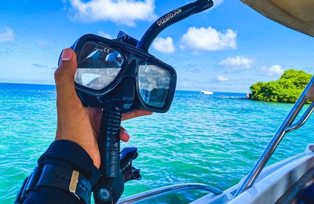 3- or 5-Islands in 1 Day Including Lunch and a Boat Party