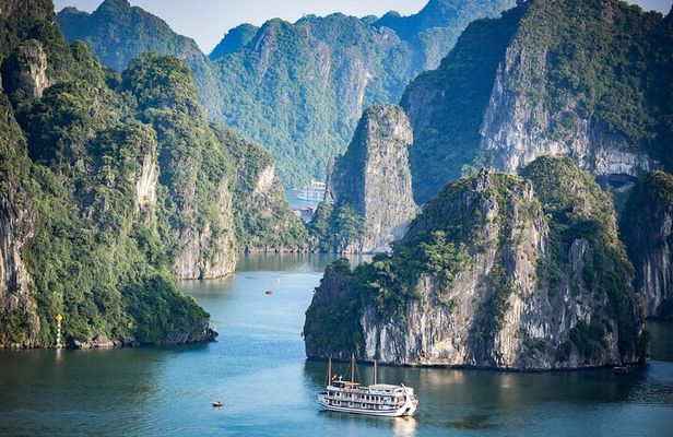 BEST UNIQUE 3-Day Halong Bay Cruise, Lan Ha & Cat Ba Island