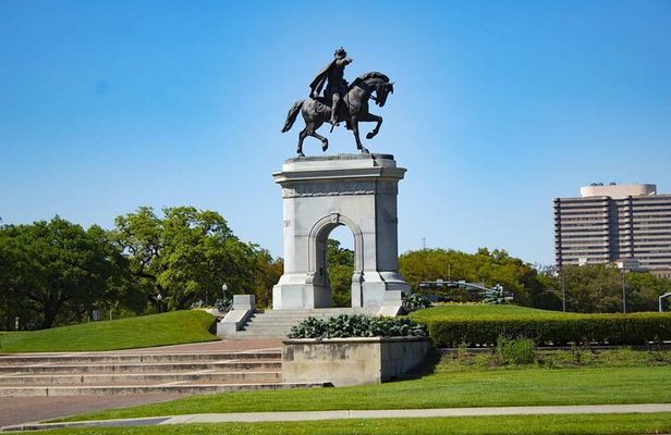 Private Historic Walking Tour in Houston Cultural Heritage