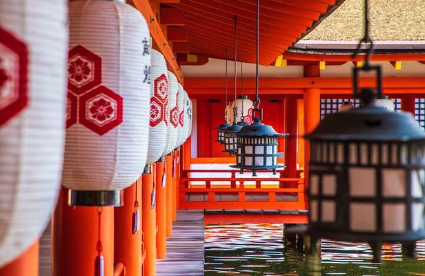 4 Hour Miyajima PRIVATE Tour