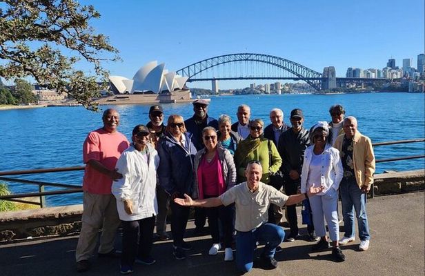 Private tours: Sydney, surrounds, and Blue Mountains.