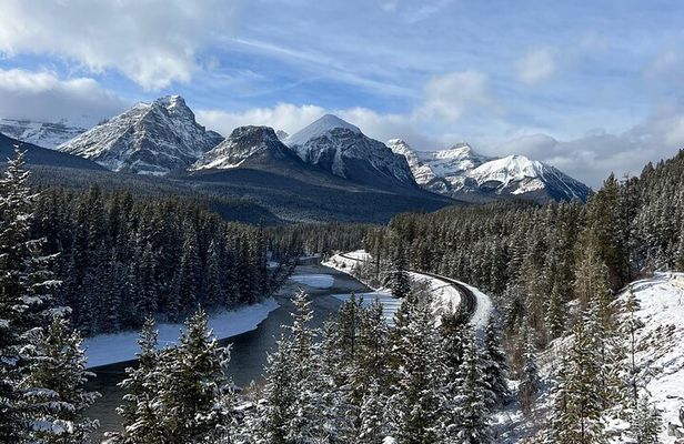Banff, Yoho, and Icefield Parkway Private Tour