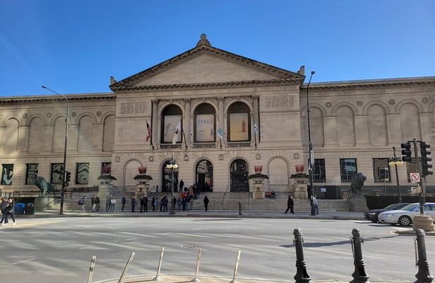 Skip-the-line: Art Institute of Chicago Guided Tour