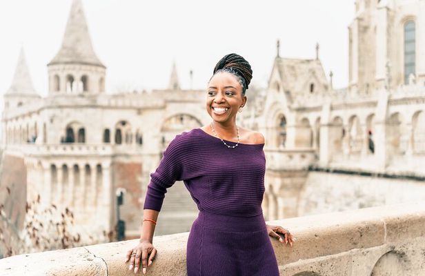 2 Hours Private Scenic Photo Tour Around Budapest