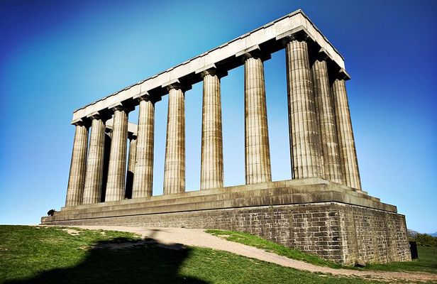 Essence of Edinburgh: Private Half Day Sightseeing Tour