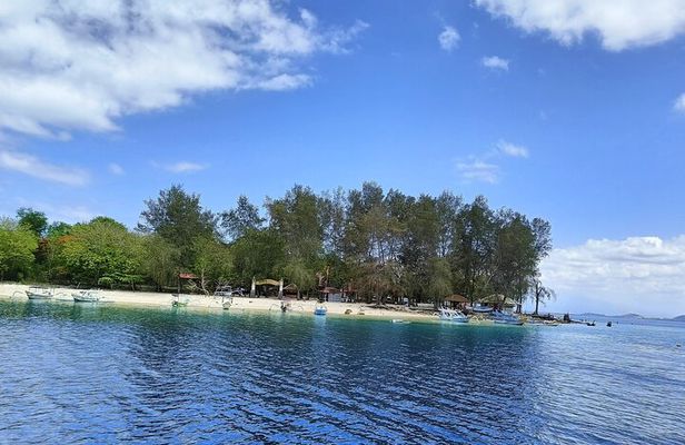 Secret Island Snorkeling Tour: Gili Nanggu, Sudak & Kedis